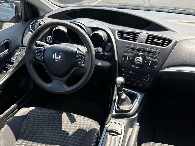 Honda Civic Hatchback - fotka 6 z 6