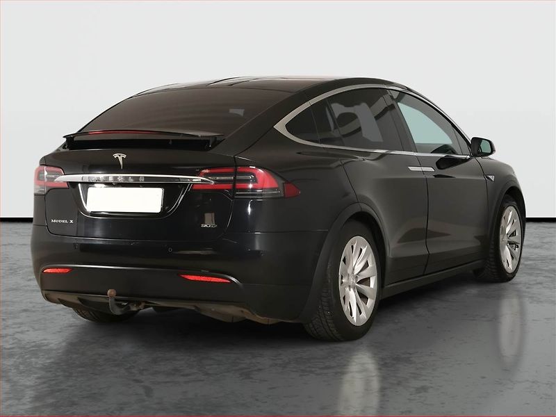 Tesla Model X (2016) 90D, SoH 84% - fotka 5 z 28