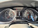 Audi A4 2,0 TDI,S-line,navi,výhřev,xen - náhled 22