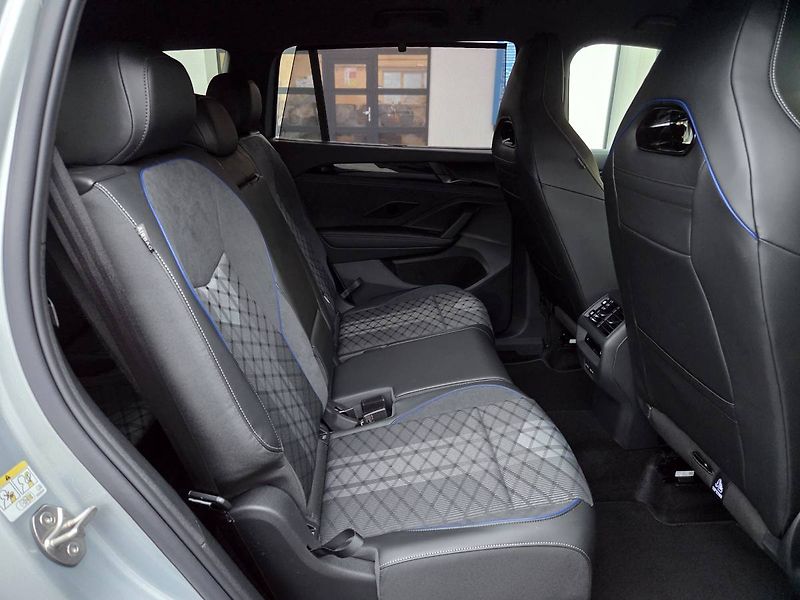 Volkswagen Tayron (2026) R-line 2.0 TDI 142 kW 4M DSG 7 - fotka 57 z 62