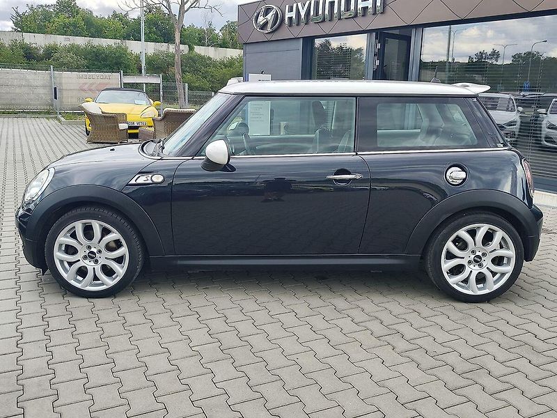 Mini Cooper S 1.6/141kW John Cooper Works - fotka 8 z 25