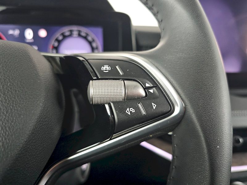 Škoda Superb (2025) 2.0TDI 110kW Laurin a Klement - fotka 12 z 32