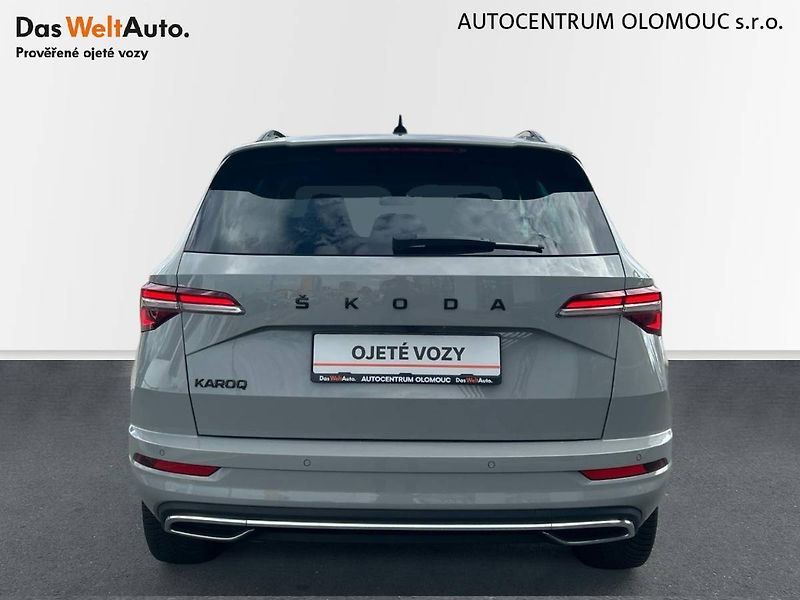 Škoda Karoq (2022) 1.5 TSI 7DSG Sportline - fotka 22 z 33