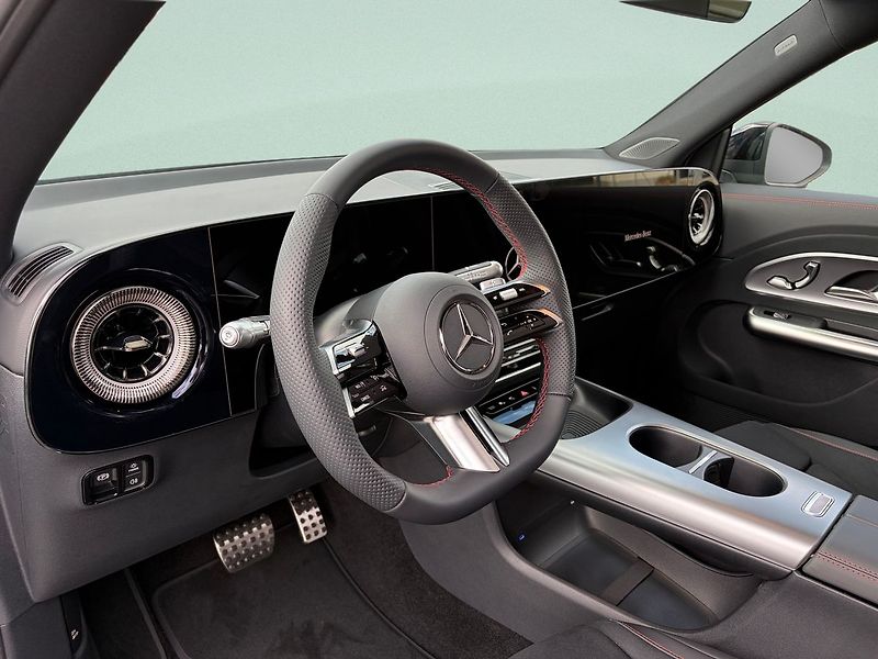 Mercedes-Benz GLB (2026) 220 4MATIC - fotka 9 z 15
