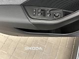 Škoda Octavia 1.5 TSI Top selection - náhled 17