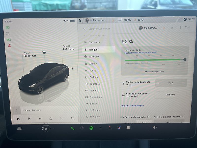 Tesla Model 3 LONG RANGE DUAL MOTOR SOH 96% - fotka 25 z 54