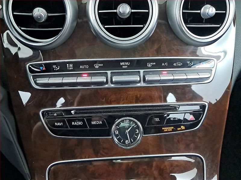 Mercedes-Benz Třídy C (2016) Avantgarde C 250 d 4MATIC - fotka 17 z 19