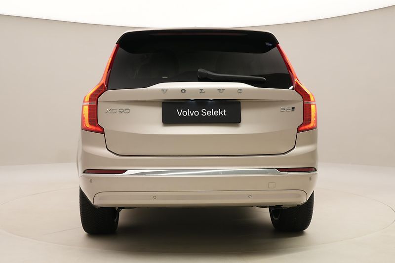 Volvo XC90 B5 AWD BRIGHT PLUS AUT CZ 7m - fotka 12 z 64