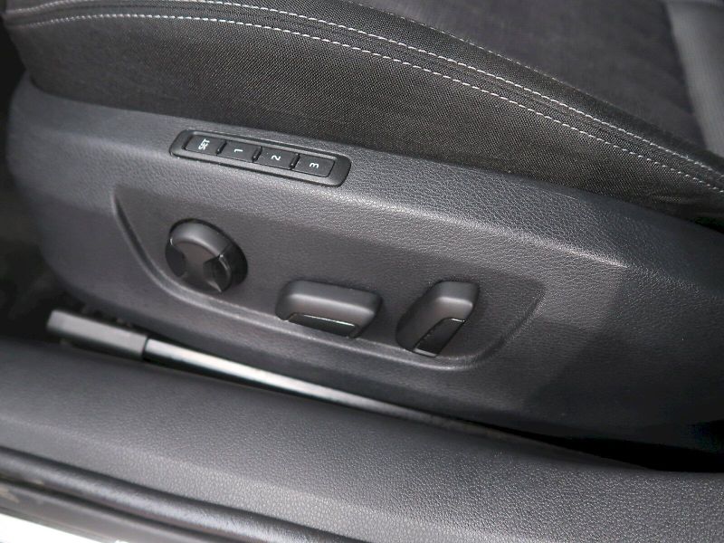 Škoda Superb (2021) STYLE 2.0TDI 147KW 4x4 DSG LED - fotka 14 z 36
