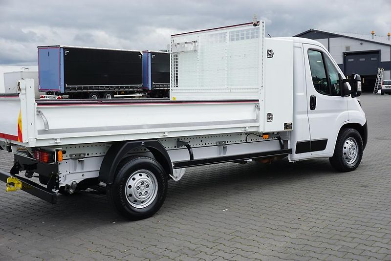Peugeot Boxer (2023) 2,2 HDi / 140 KM / WYWROTKA /  - fotka 36 z 52