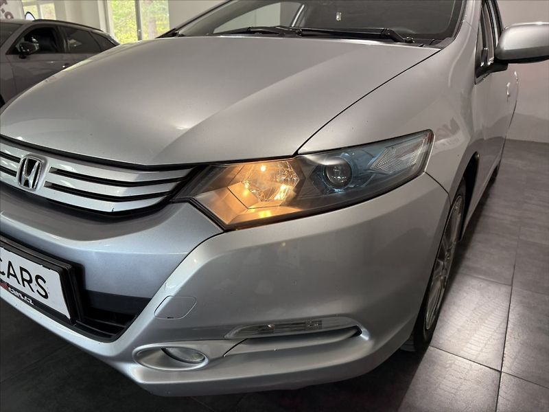 Honda Insight 1,3   i IMA AUTOMAT HYBRID - fotka 36 z 40