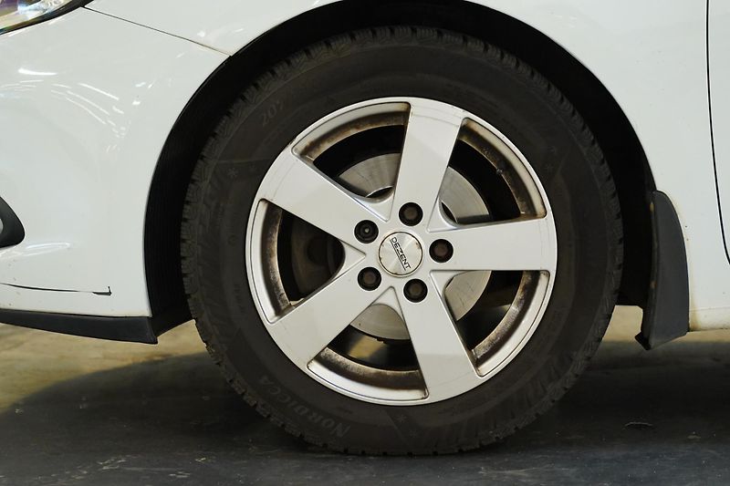 Kia Ceed - fotka 10 z 25