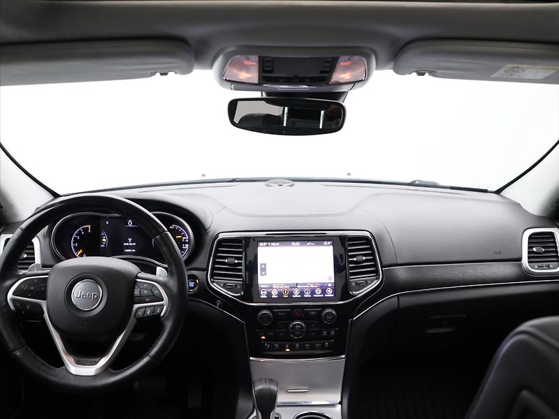 Jeep Grand Cherokee 3,0 V6 184kW Summit 4WD PANO - fotka 24 z 32