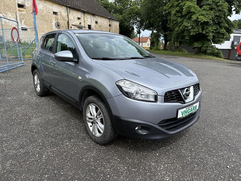 Nissan Qashqai 1,5dCi - fotka 3 z 16