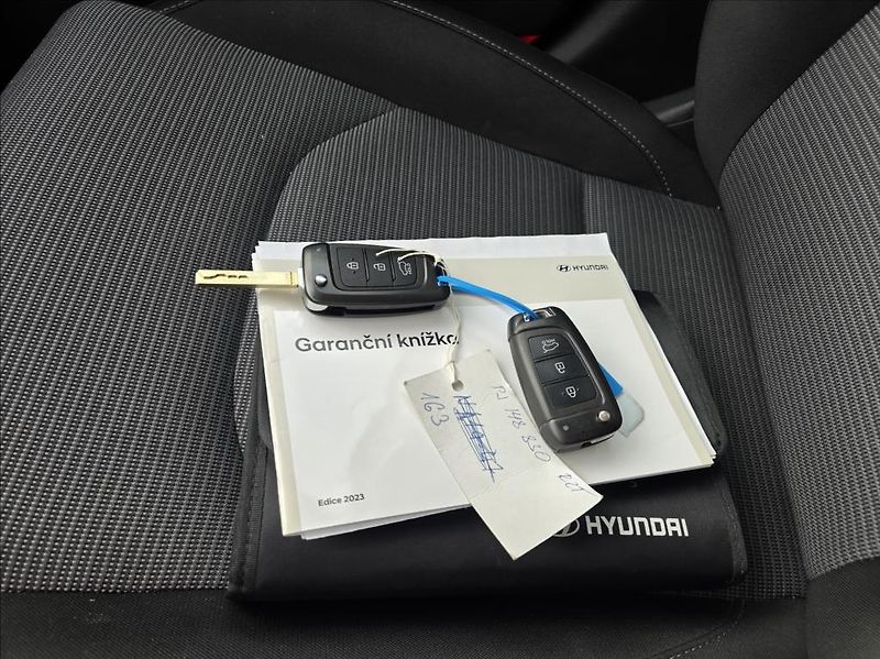 Hyundai i30 1,0 T-GDI  SMART - fotka 24 z 30