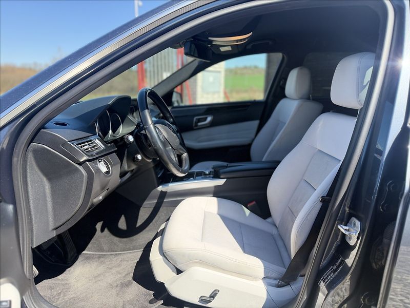 Mercedes-Benz Třídy E 250CDI 4-MATIC NOVÉ V ČR - fotka 9 z 35