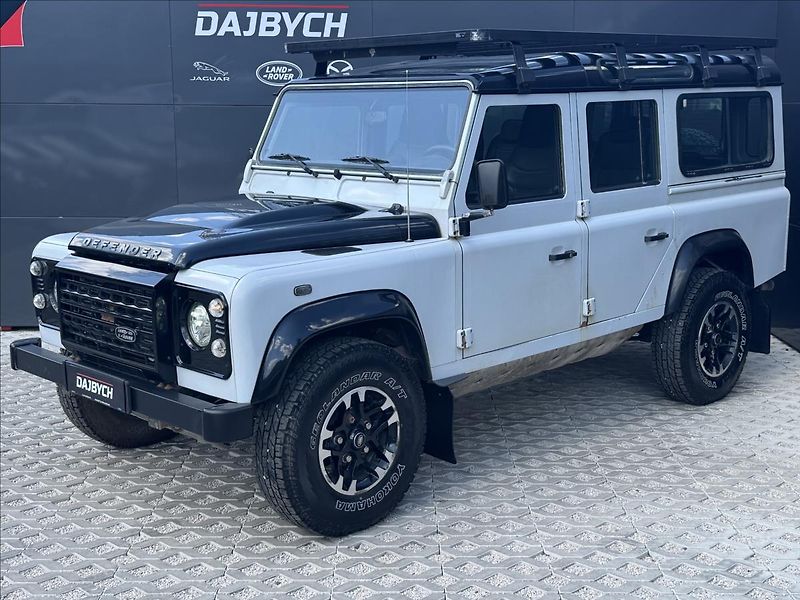 Land Rover Defender 2,2 110 TD4 STW Adventure ČR - fotka 3 z 25
