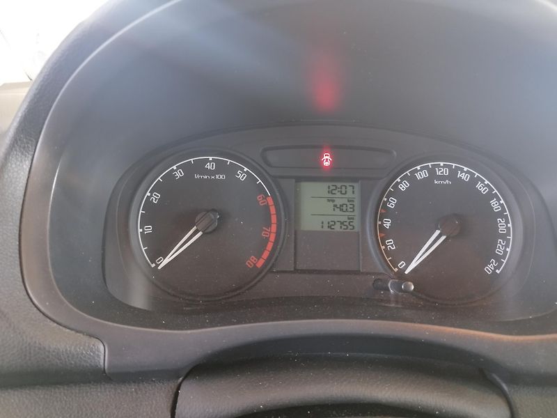 Škoda Fabia (2007) 1.244kW, TAŽ.ZAŘ. - fotka 22 z 26