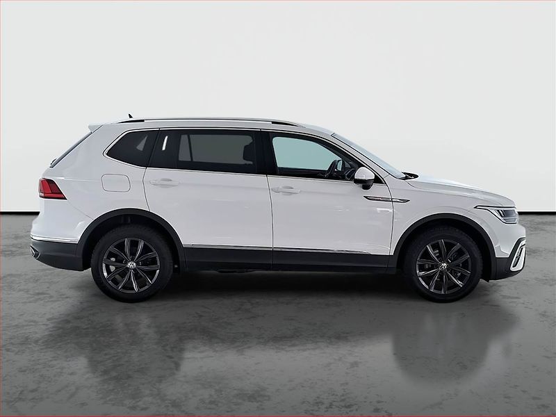 Volkswagen Tiguan Allspace (2023) Life 1.5 TSI - fotka 6 z 19