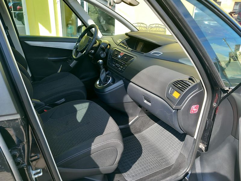 Citroën C4 Picasso (2010) 1,6HDi SERVISKA NAVI  NOVÁ STK - fotka 19 z 34