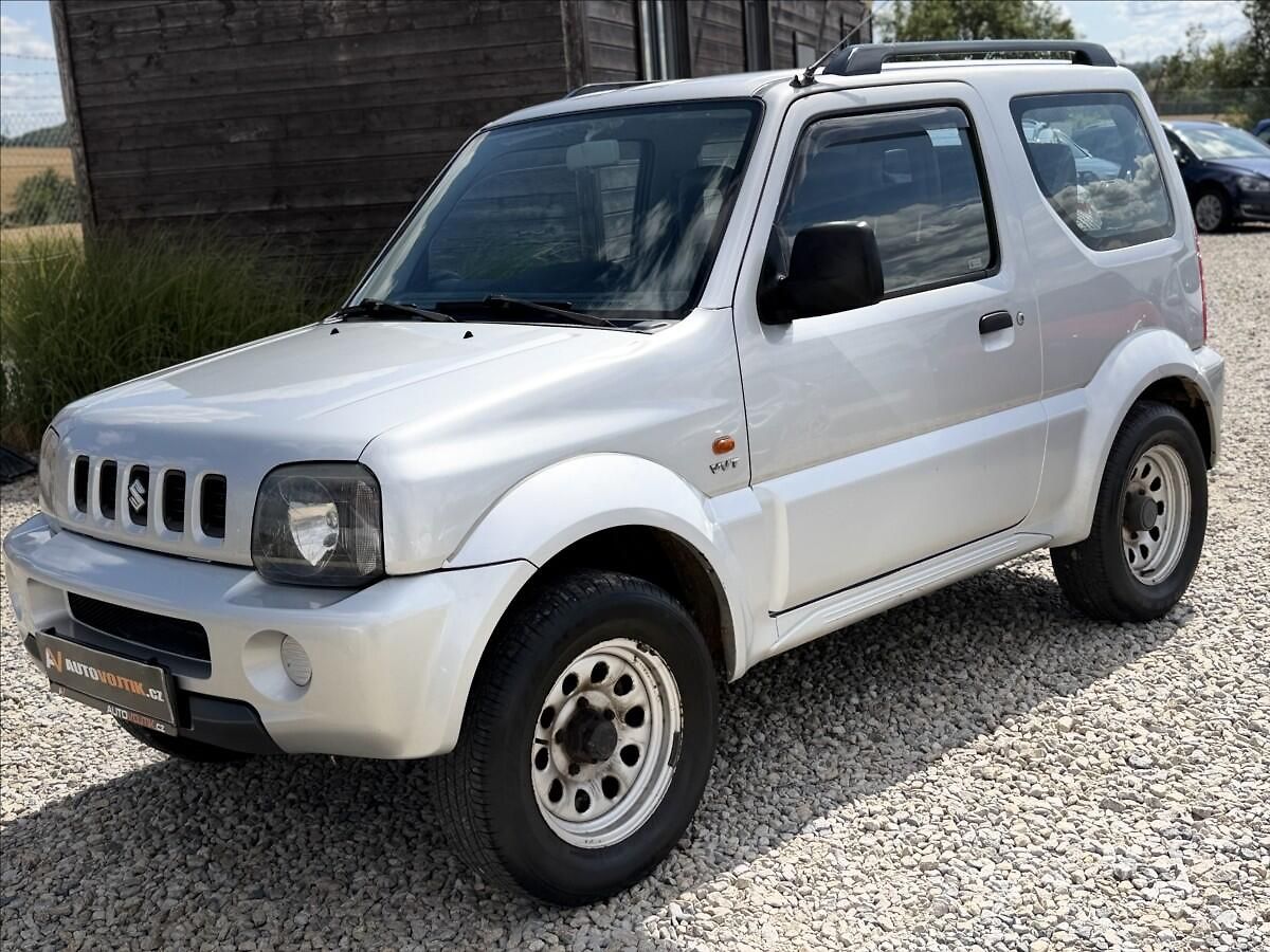 Suzuki Jimny 1,3 VVT 4X4 TAŽNÉ +SADA KOL