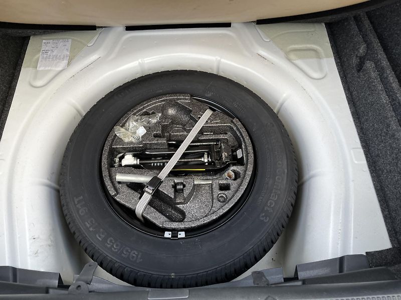 Škoda Octavia (2010) AUTOMAT+PĚKNÝ STAV - fotka 19 z 25
