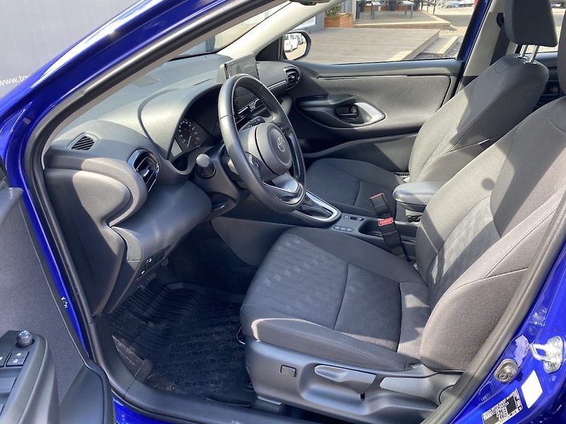 Toyota Yaris 1.5HEV, ČR-1m, Comfort, DPH - fotka 10 z 30