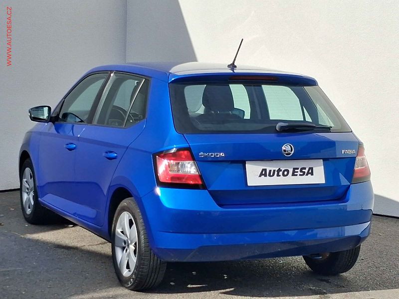 Škoda Fabia (2015) 1.2 TSi, Style, +kola - fotka 6 z 17