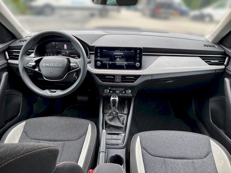 Škoda Kamiq (2025) Top Selection 1.0 TSI DSG - fotka 5 z 32