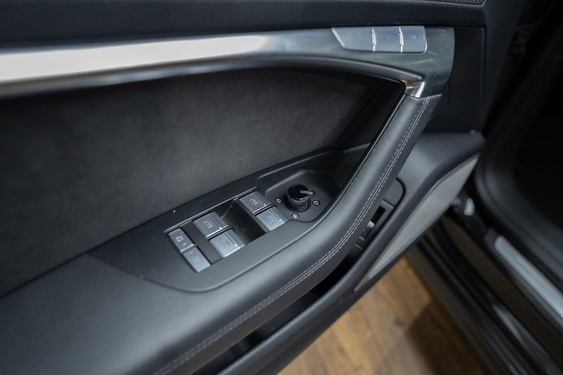 Audi S7 3.0 TDI quattro 253 kW - fotka 27 z 46