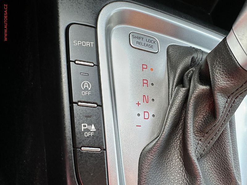Kia Ceed (2020) 1.4T-GDi, ČR, servis.kniha - fotka 17 z 19
