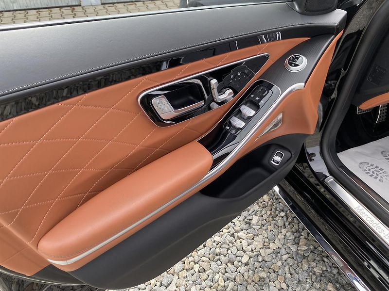 Mercedes-Benz Třídy S S580 503PS 4MATIC AMG DPH TOP - fotka 159 z 180