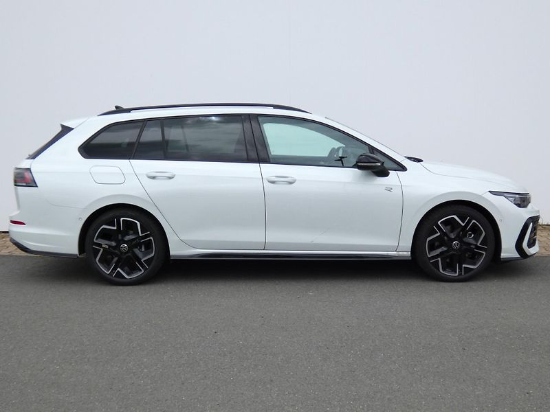 Volkswagen Golf Variant R-Line People 2,0 TDI - fotka 3 z 30
