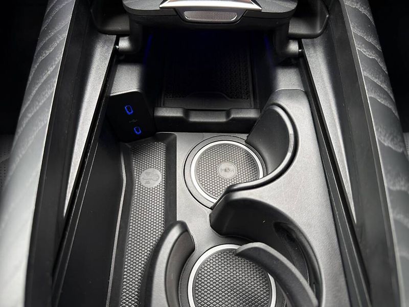 Mercedes-Benz Třídy E (2025) 300 de 4MATIC - fotka 23 z 28