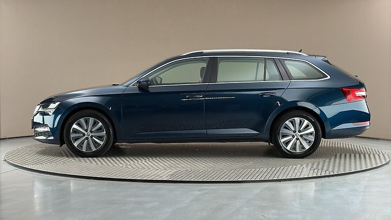Škoda Superb 2.0 TDI DSG Style Combi - fotka 4 z 27