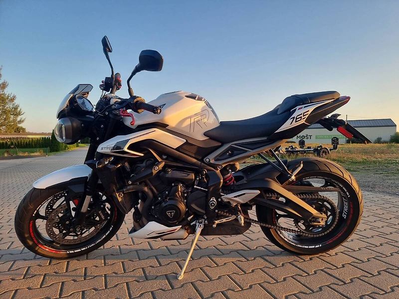 Triumph Street Triple 765 R (2025) - fotka 2 z 7