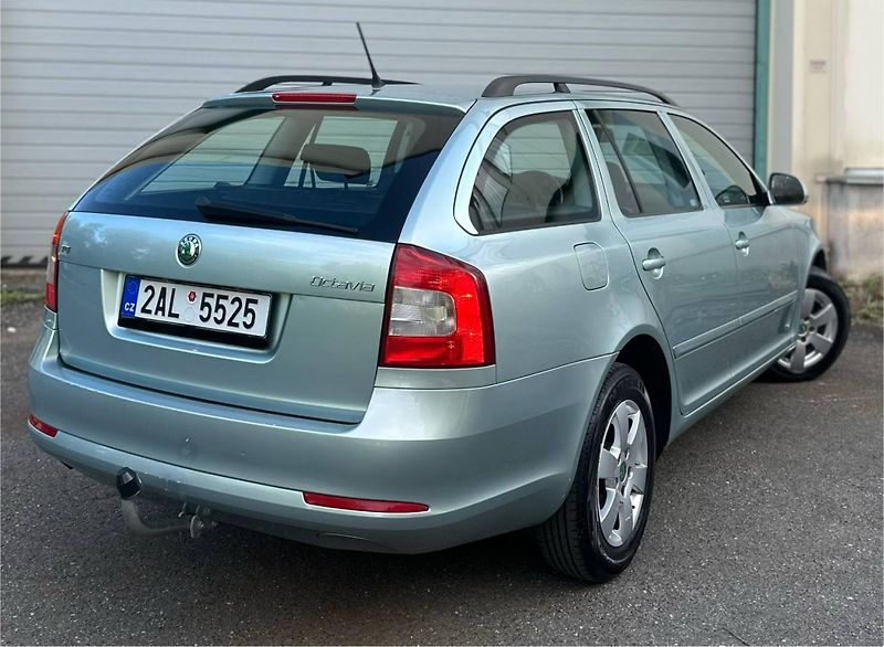 Škoda Octavia (2011) 1.6 TDI 2011 77KW AMBITION CZ - fotka 4 z 19