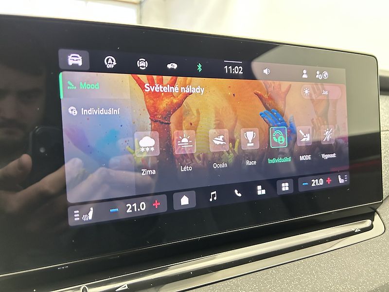 Škoda Octavia 2.0 TDI Top selection - fotka 14 z 27