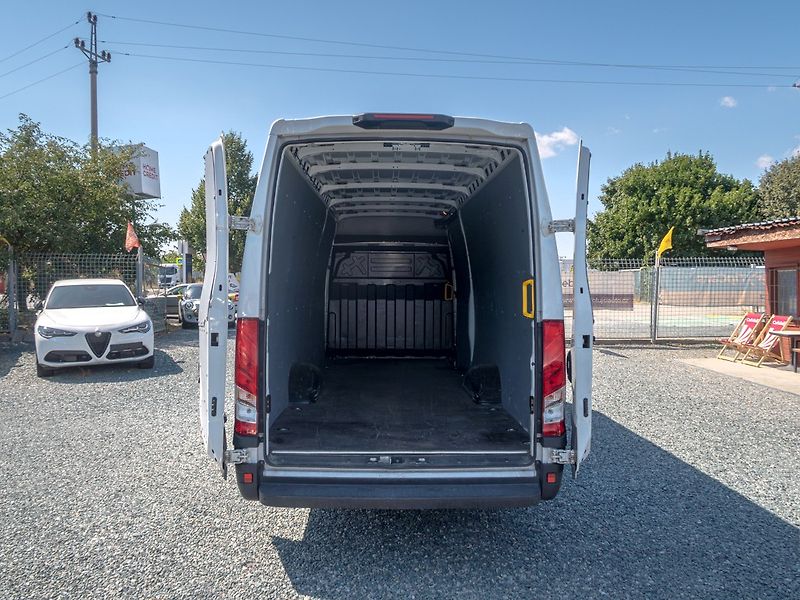 Iveco Daily (2023) ČR 3.0JTD 129KW – MAX - fotka 31 z 36
