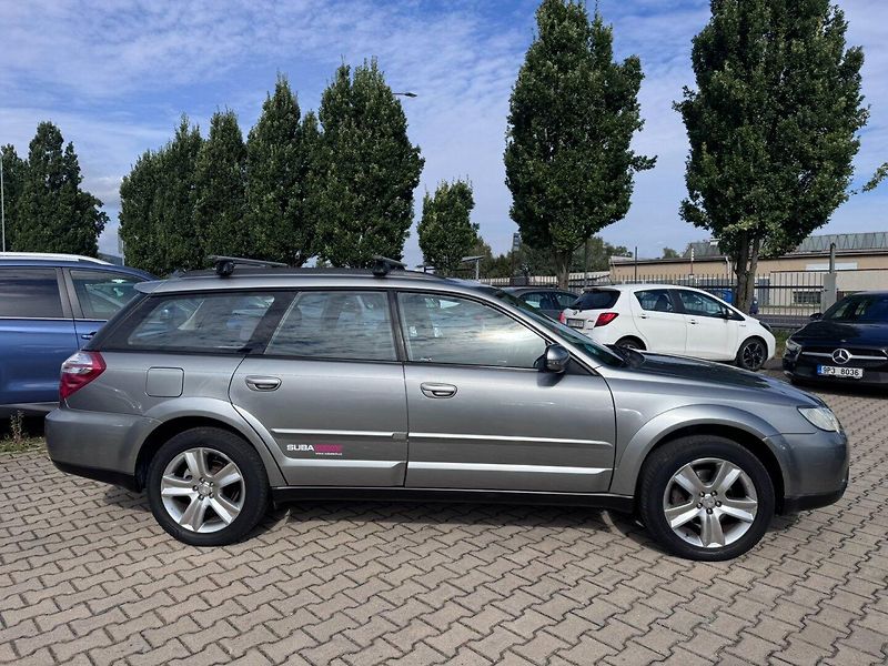 Subaru Outback (2007) AUTOMAT 4X4 2,5i 121 KW TAŽNÉ - fotka 6 z 50