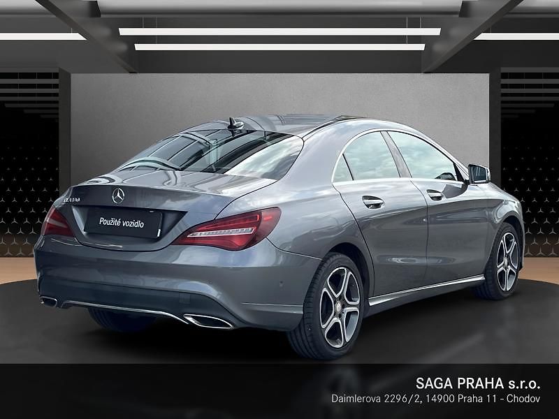 Mercedes-Benz CLA Coupé 180 kupé - fotka 4 z 18