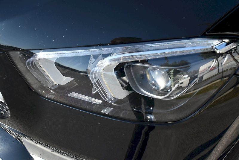 Mercedes-Benz GLE (2021) AMG PAKET 300D - fotka 33 z 34