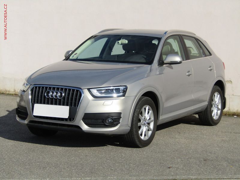 Audi Q3 (2013) 2.0 TFSi quattro, 4x4, navi - fotka 3 z 3