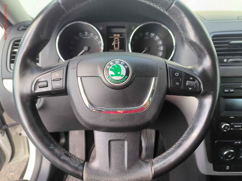 Škoda Yeti (2011) 2.0 TDi 4x4, ČR, servis - fotka 13 z 18