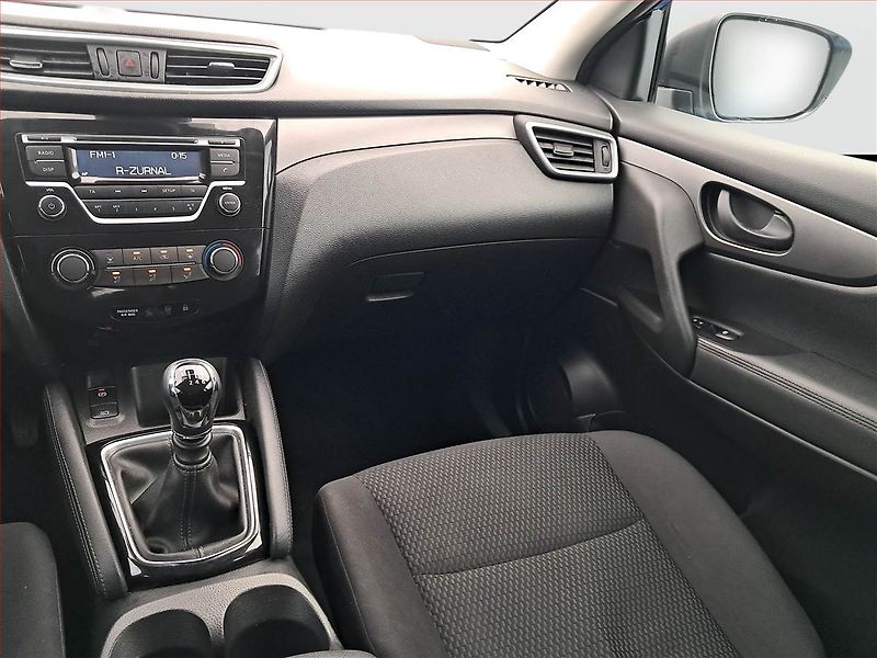 Nissan Qashqai (2020) 1.3 DIG-T, Serv.kniha - fotka 8 z 16