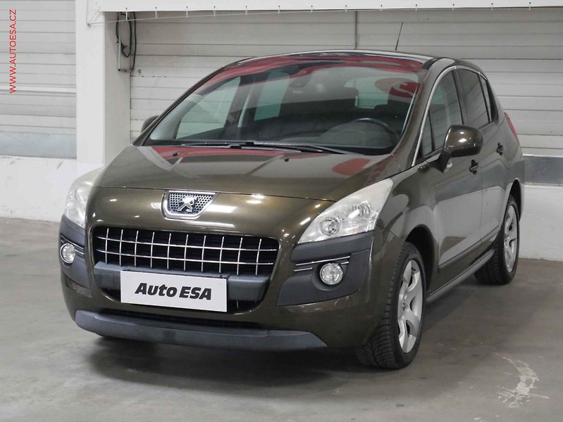 Peugeot 3008 (2010) 1.6VTi, Panor, AC - fotka 3 z 18