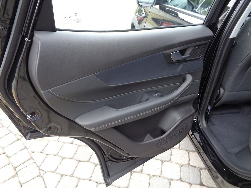 Chery Tiggo 4 HEV (2026) 1,5 HEV Comfort Limit nabídka! - fotka 14 z 24