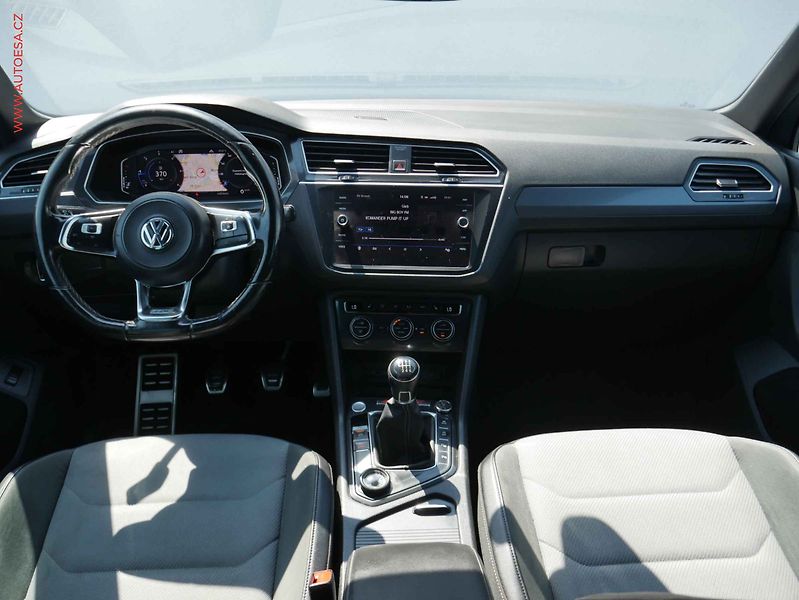 Volkswagen Tiguan (2019) 2.0TDi, 1.maj,ČR, R-Line - fotka 8 z 15