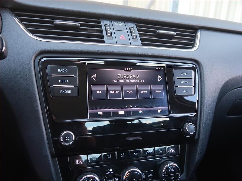 Škoda Octavia (2020) Ambition 1.5 TSI, Automat - fotka 12 z 15