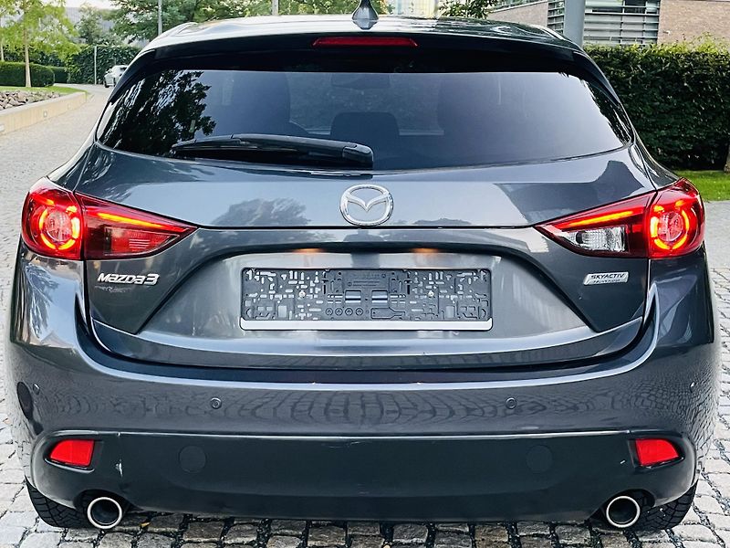 Mazda 3 2.0i MAN VÝHŘEV SENZORY HEADUP - fotka 13 z 41